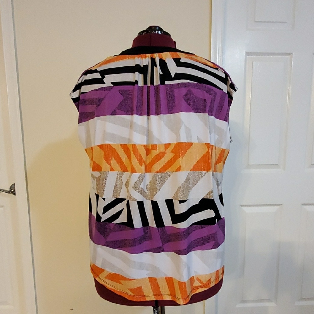 Multi-color Top - Picture 2 of 4